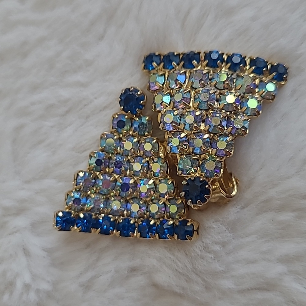 Schiaparelli earrings - Picture 6 of 7